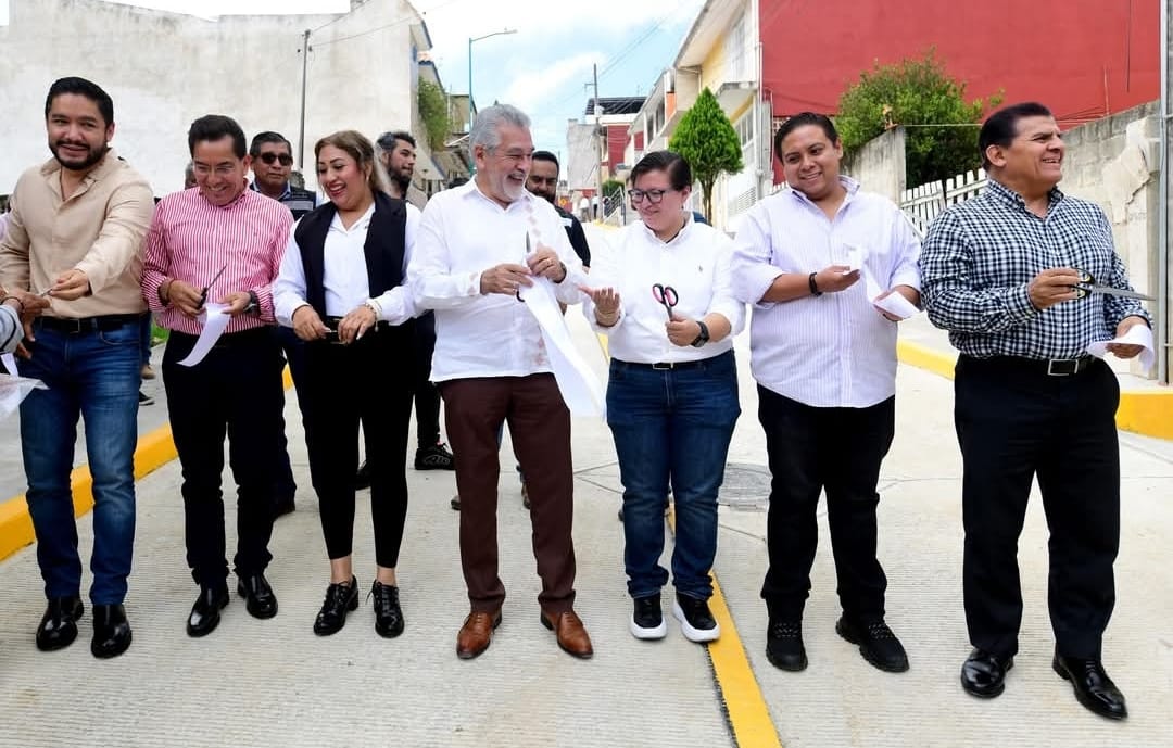 ENTREGA DE OBRAS DE PAVIMENTACIÓN CON CONCRETO HIDRÁULICO