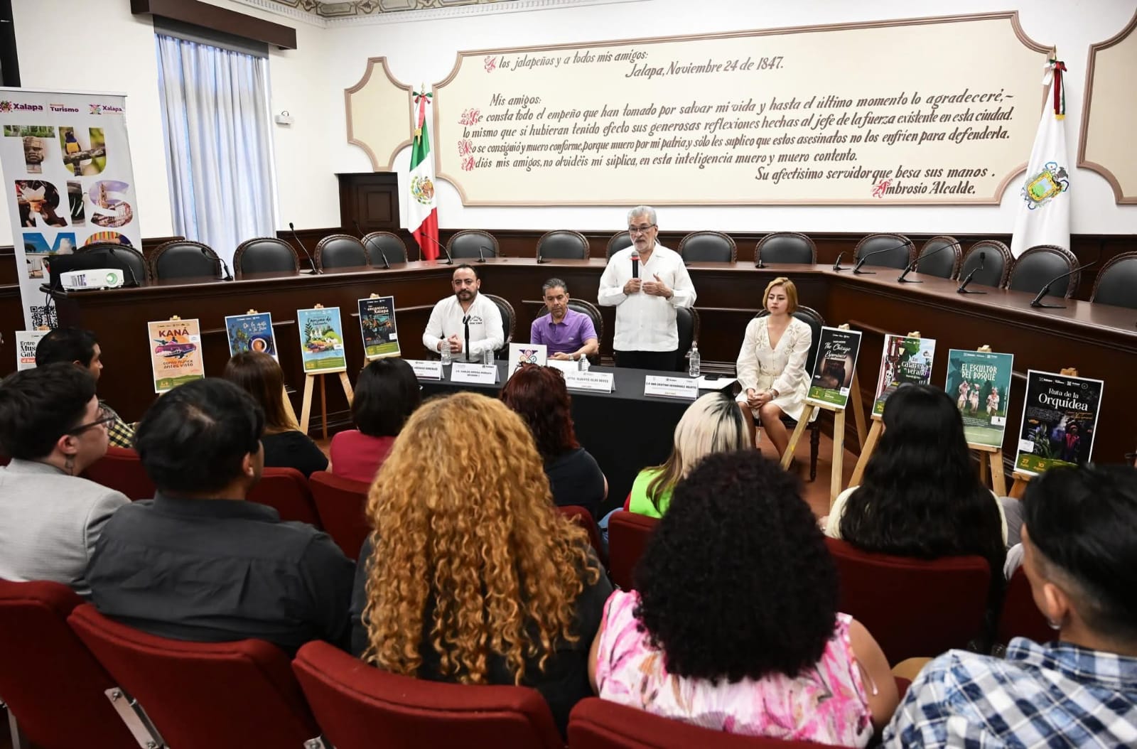 ENTREGA DE RECONOCIMIENTOS A PROMOTORES TURISTICOS