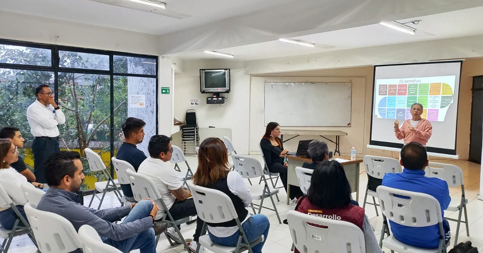 FORTALECIENDO DERECHOS A TRAVES DE LA CAPACITACION