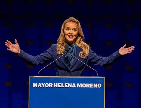 Xalapeña rebasa a todos los políticos mexicanos