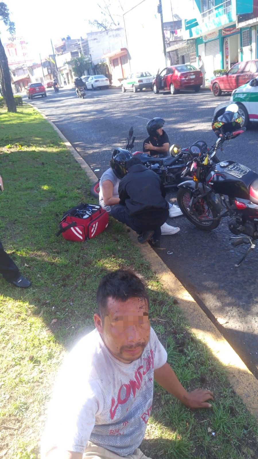 HOMBRE ATROPELLADO POR MOTOCICLISTA