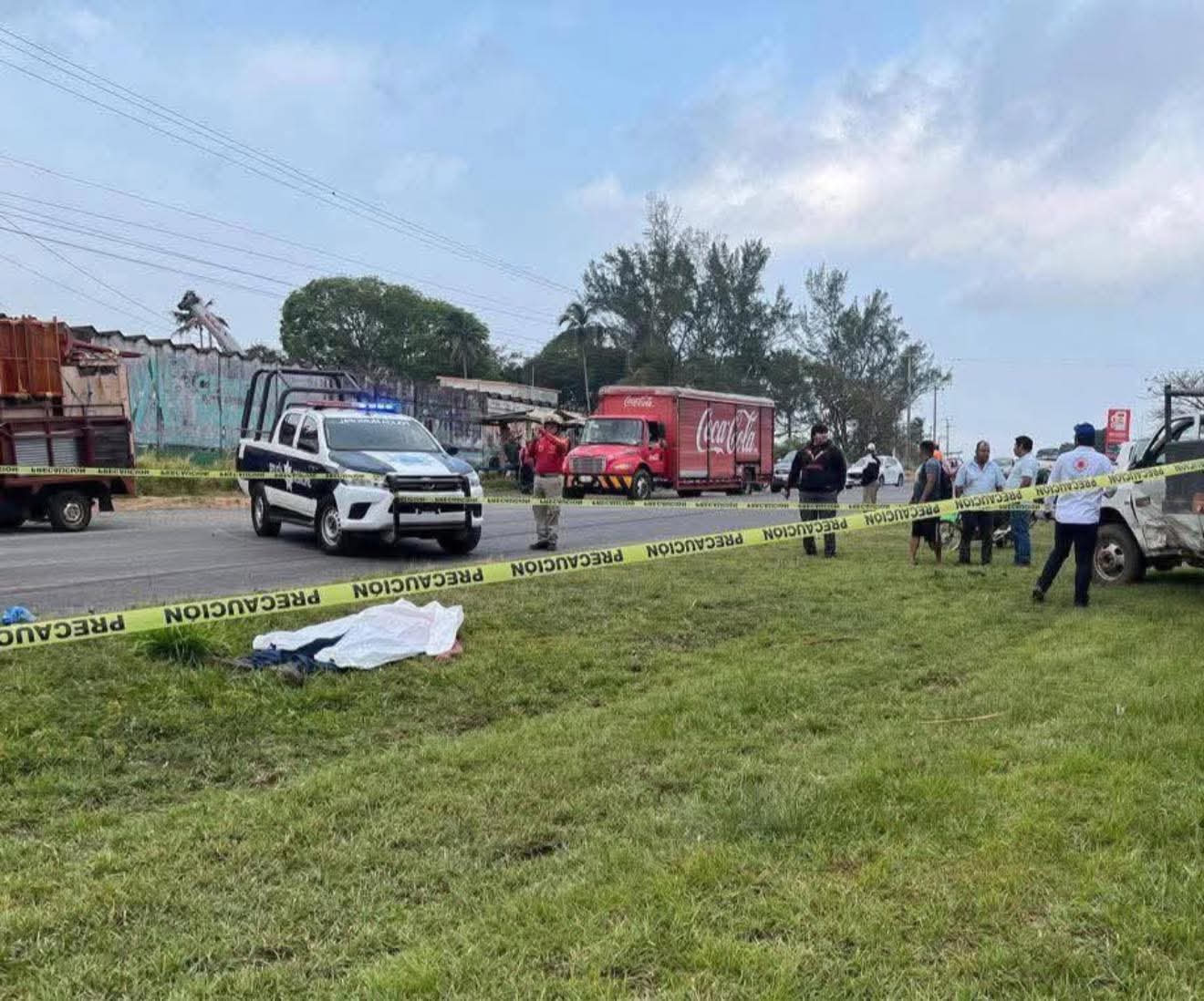 TRÁGICO ACCIDENTE…. PERDIÓ LA VIDA CUANDO LLEVABA A SUS HIJAS A LA ESCUELA