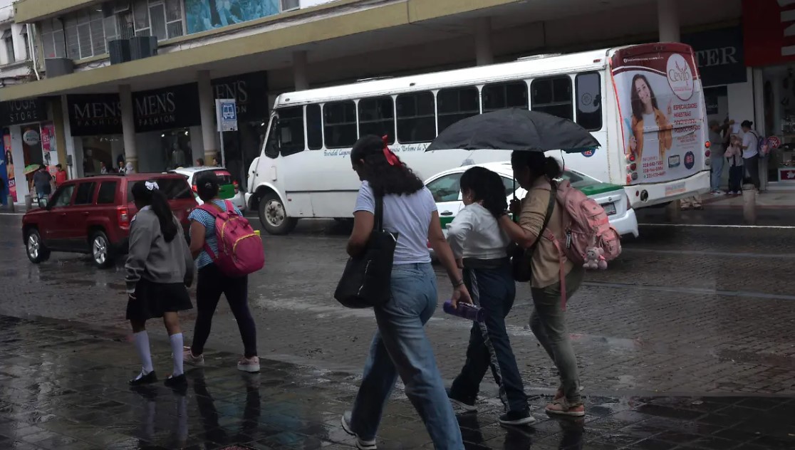 Frente frío 45 traerá lluvias intensas y fuertes vientos