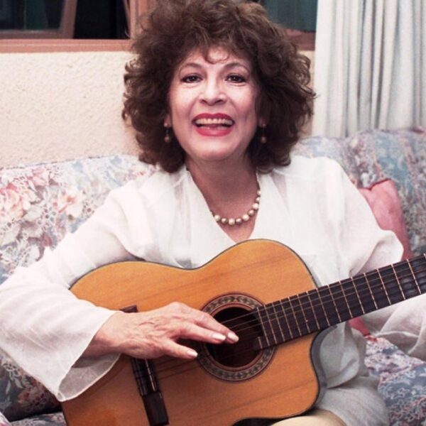 Fallece Lucha Moreno, ícono del cine y la música mexicana