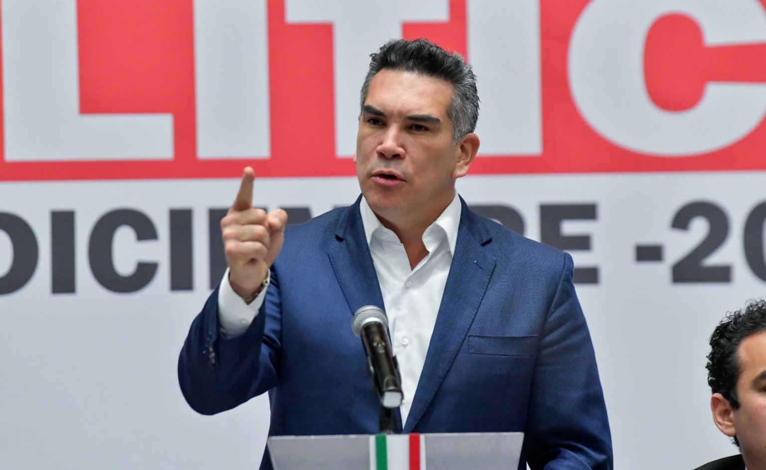 PRI busca que Morena pierda registro