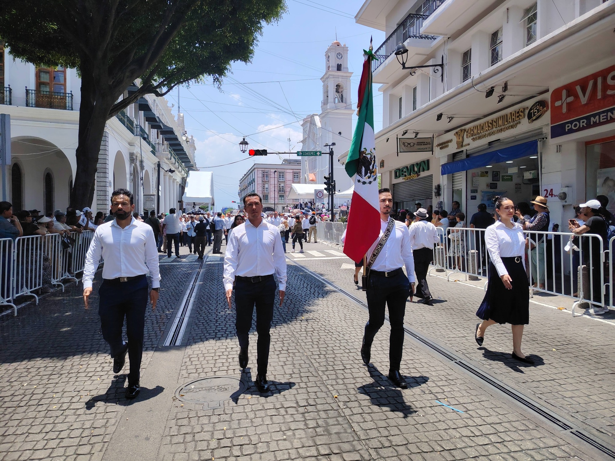 Miles toman las calles en el Día del Trabajo