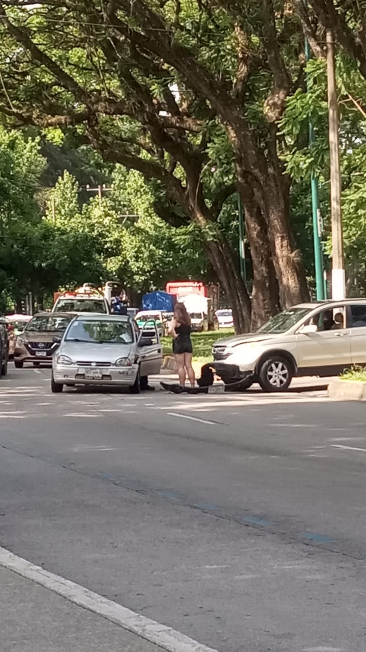 CHOQUE SOBRE AVENIDA RUIZ CORTINES