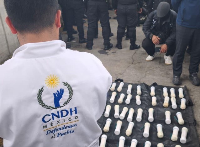 Aseguran explosivos en autobús que viajaba a protestas de la CNTE