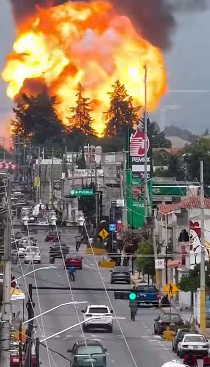 FUERTE EXPLOSION EN TEPEACA, PUEBLA